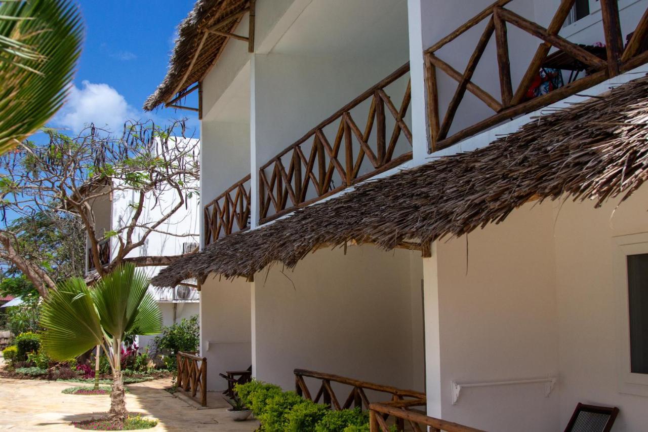 Kibanda Lodge And Beach Club Nungwi Luaran gambar