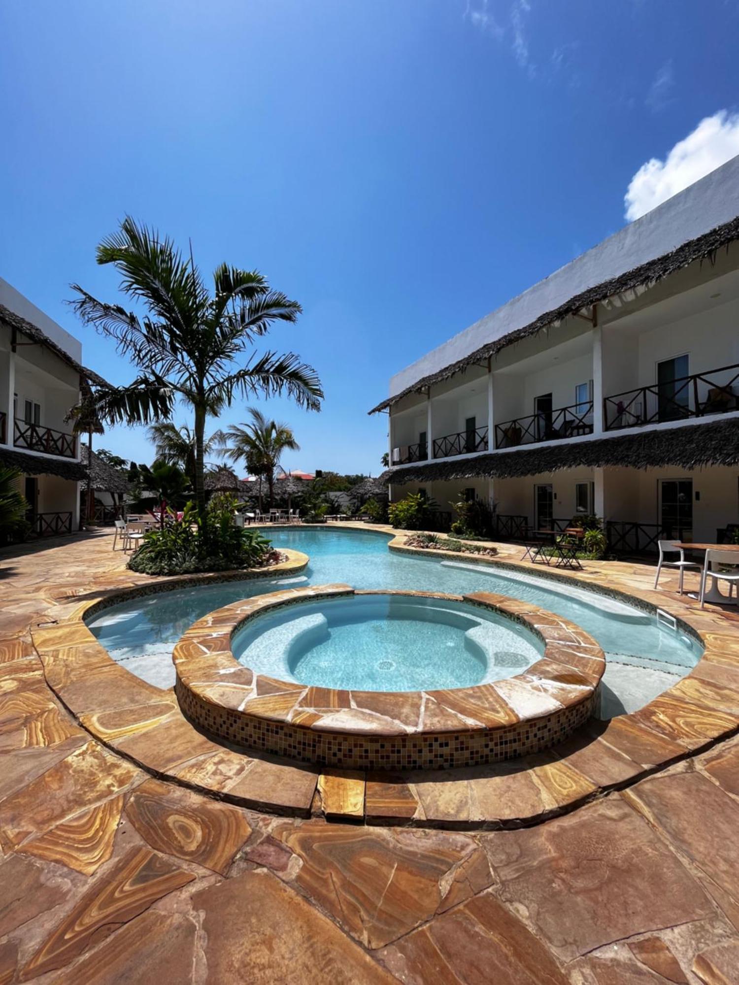 Kibanda Lodge And Beach Club Nungwi Luaran gambar